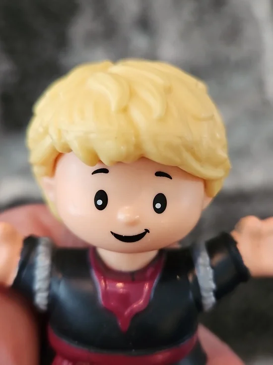 Fisher-Price Little People Kristoff figure inspired by Disney's Frozen - Picture 5 of 7
